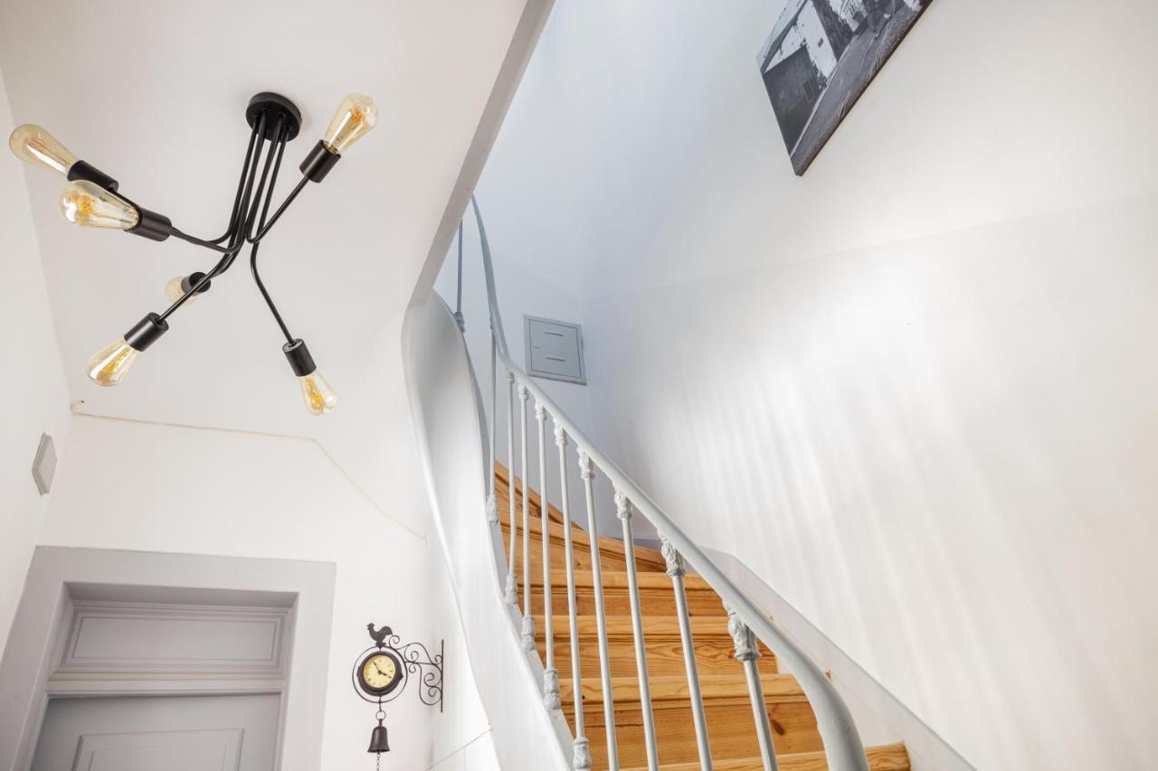 Saudade Micro Loft - Santos Apartment Lisbon Luaran gambar